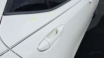 2015 Toyota Corolla LE – miniatura 18