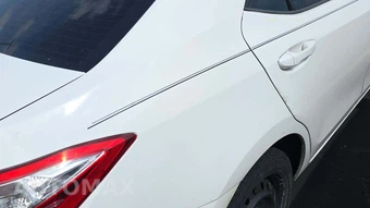 2015 Toyota Corolla LE – miniatura 20