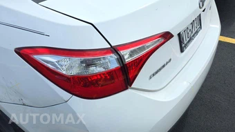 2015 Toyota Corolla LE – miniatura 27