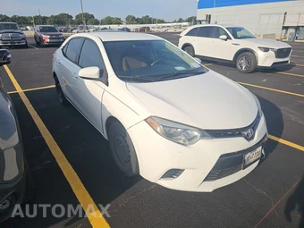 2015 Toyota Corolla LE – miniatura 3