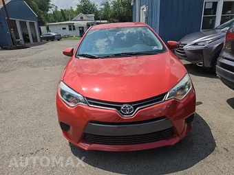 2015 Toyota Corolla LE – miniatura 2