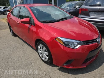 2015 Toyota Corolla LE – miniatura 3