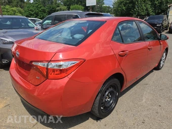2015 Toyota Corolla LE – miniatura 4