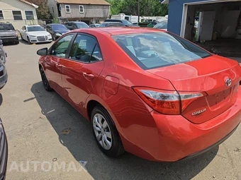 2015 Toyota Corolla LE – miniatura 6