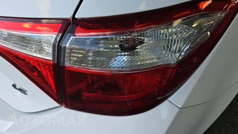 2015 Toyota Corolla LE - miniatura 22
