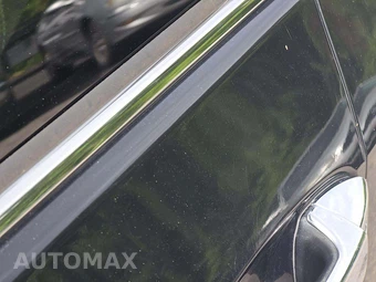 2015 Toyota Corolla LE – miniatura 24