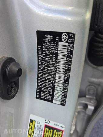 2015 Toyota Corolla LE – miniatura 14