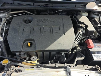 2015 Toyota Corolla LE – miniatura 15