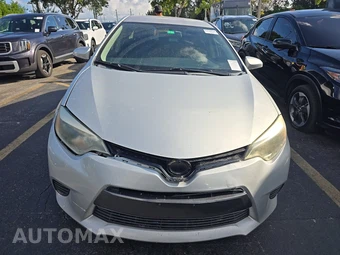 2015 Toyota Corolla LE – miniatura 2