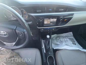 2015 Toyota Corolla LE – miniatura 11