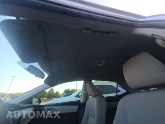 2015 Toyota Corolla LE – miniatura 17
