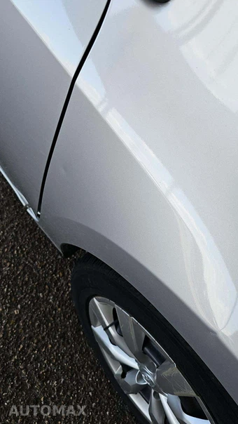 2015 Toyota Corolla LE - miniatura 23
