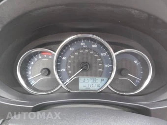 2015 Toyota Corolla LE - miniatura 20