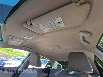 2015 Toyota Corolla LE – miniatura 11