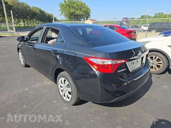 2015 Toyota Corolla LE – miniatura 2