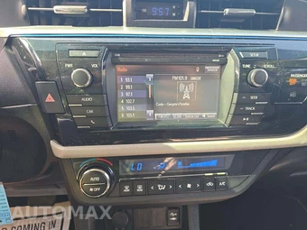 2015 Toyota Corolla LE – miniatura 26