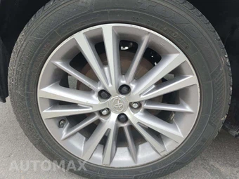 2015 Toyota Corolla LE Plus - miniatura 28