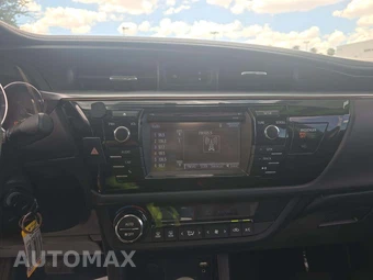 2015 Toyota Corolla LE Plus – miniatura 7