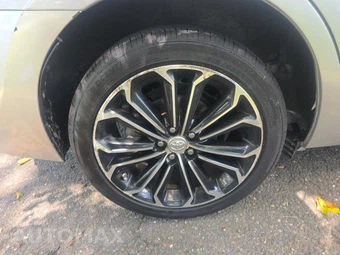 2015 Toyota Corolla S Plus – miniatura 10