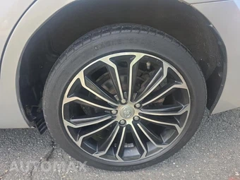 2015 Toyota Corolla S Plus – miniatura 11