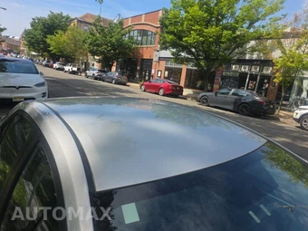 2015 Toyota Corolla S Plus – miniatura 12
