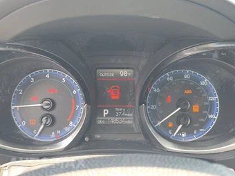 2015 Toyota Corolla S Plus – miniatura 12