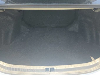 2015 Toyota Corolla S Plus – miniatura 16