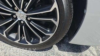 2015 Toyota Corolla S Plus – miniatura 20