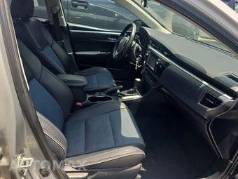 2015 Toyota Corolla S Plus – miniatura 8