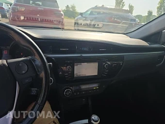 2015 Toyota Corolla S Plus – miniatura 14