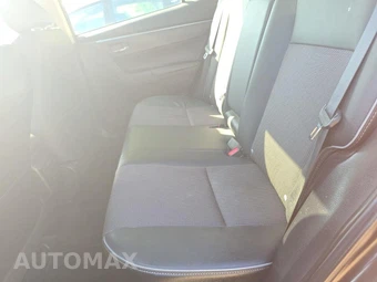 2015 Toyota Corolla S Plus – miniatura 16
