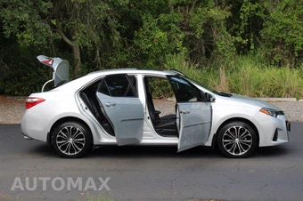 2015 Toyota Corolla S Plus - miniatura 17