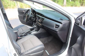2015 Toyota Corolla S Plus - miniatura 24