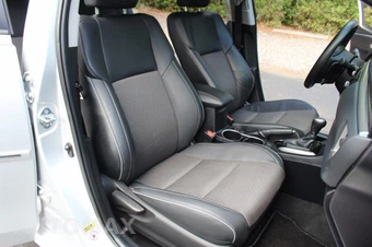 2015 Toyota Corolla S Plus - miniatura 28