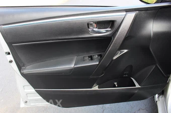 2015 Toyota Corolla S Plus - miniatura 31