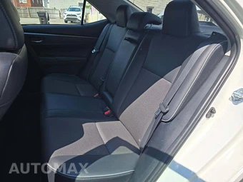 2015 Toyota Corolla S Plus – miniatura 13