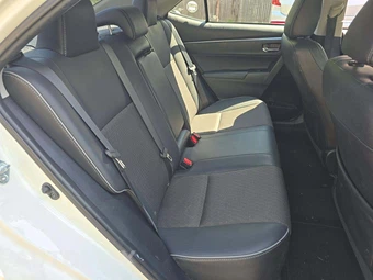 2015 Toyota Corolla S Plus – miniatura 16