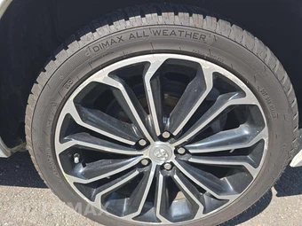 2015 Toyota Corolla S Plus – miniatura 24