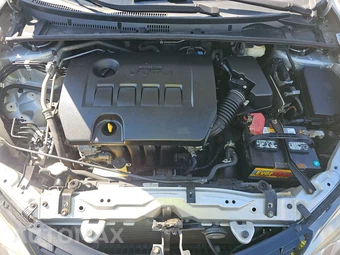 2015 Toyota Corolla S Plus – miniatura 15