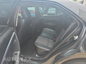 2015 Toyota Corolla S Plus – miniatura 10