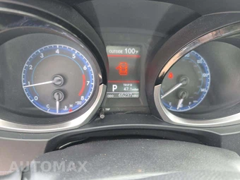 2015 Toyota Corolla S Plus – miniatura 9