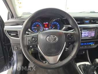 2015 Toyota Corolla S Plus – miniatura 10