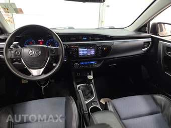 2015 Toyota Corolla S Plus – miniatura 11
