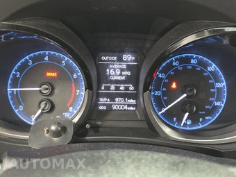2015 Toyota Corolla S Plus – miniatura 12
