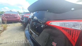 2015 Toyota Corolla S Premium – miniatura 23