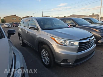 2015 Toyota Highlander LE – miniatura 3