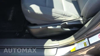 2015 Toyota Highlander LE – miniatura 24