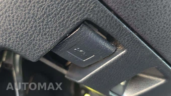 2015 Toyota Highlander LE – miniatura 26