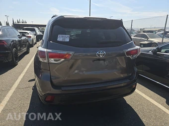 2015 Toyota Highlander LE – miniatura 5