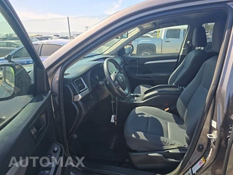 2015 Toyota Highlander LE – miniatura 7